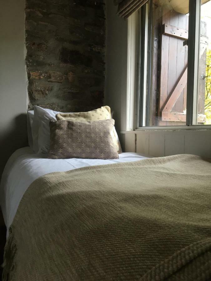 Fenny Castle Vineyard Cottage Wookey Exterior foto